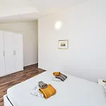 Apartment Apartment Villa Nonie By Interhome *