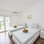 Apartment Villa Nonie By Interhome *